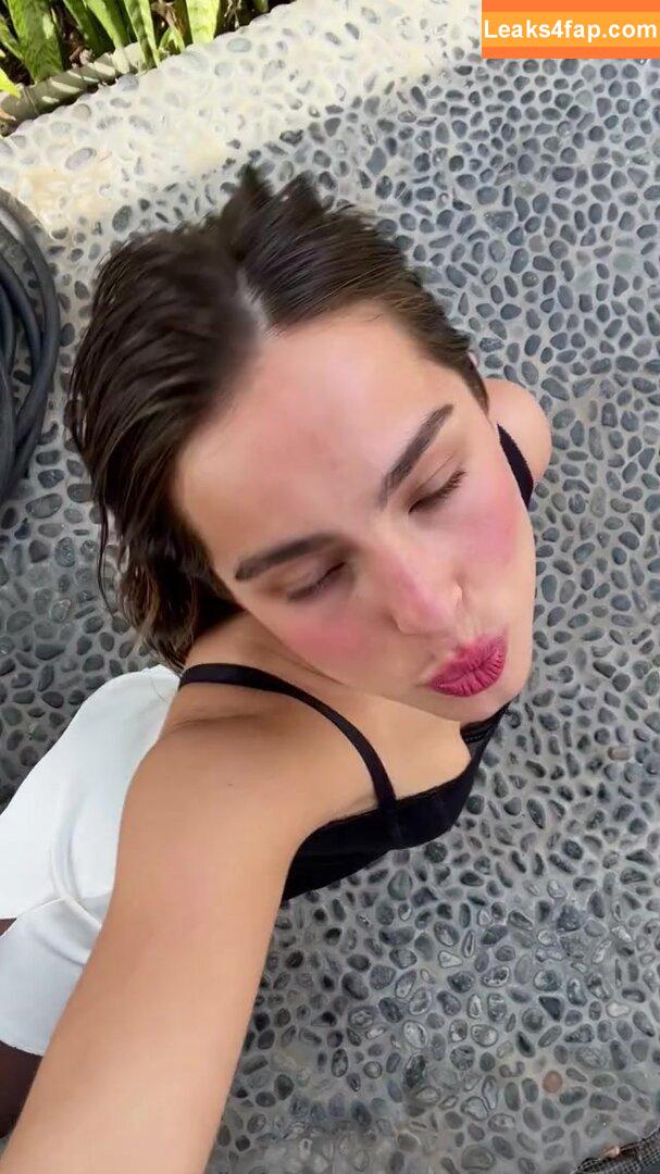 Addison Rae / addie_the_baddie / addisonraee / https: / whoisaddison слитое фото фото #0564