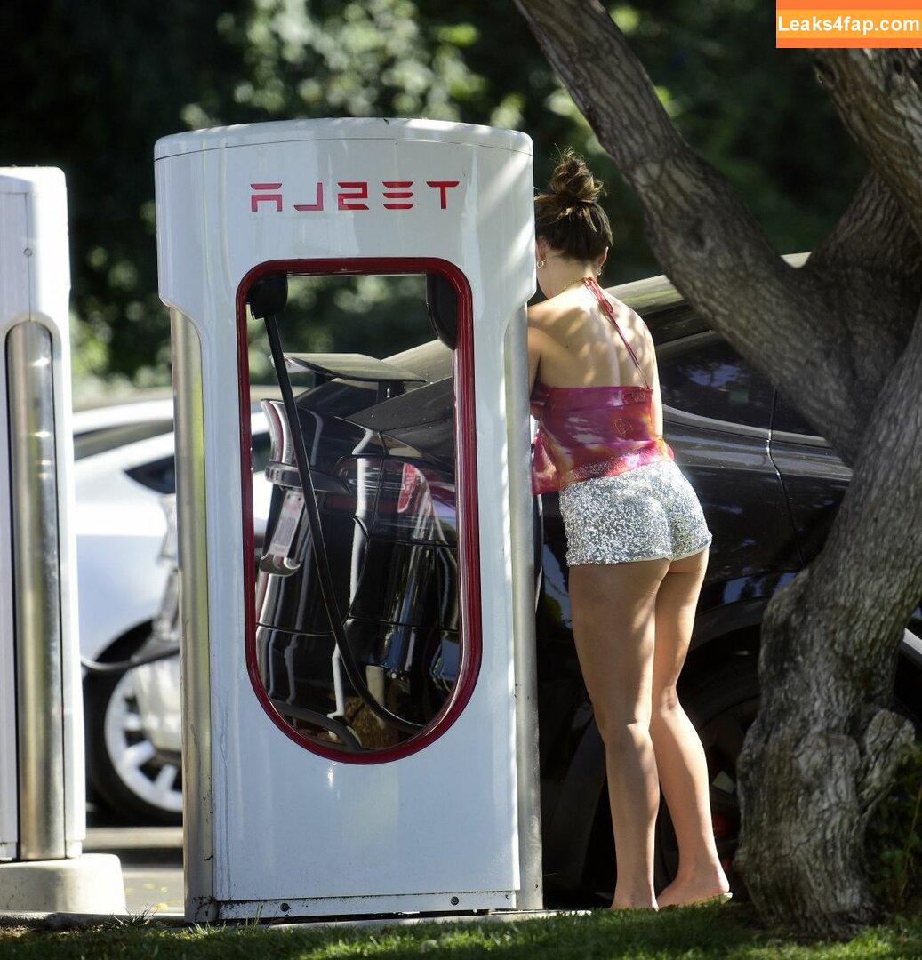 Addison Rae / addie_the_baddie / addisonraee / https: / whoisaddison слитое фото фото #0664