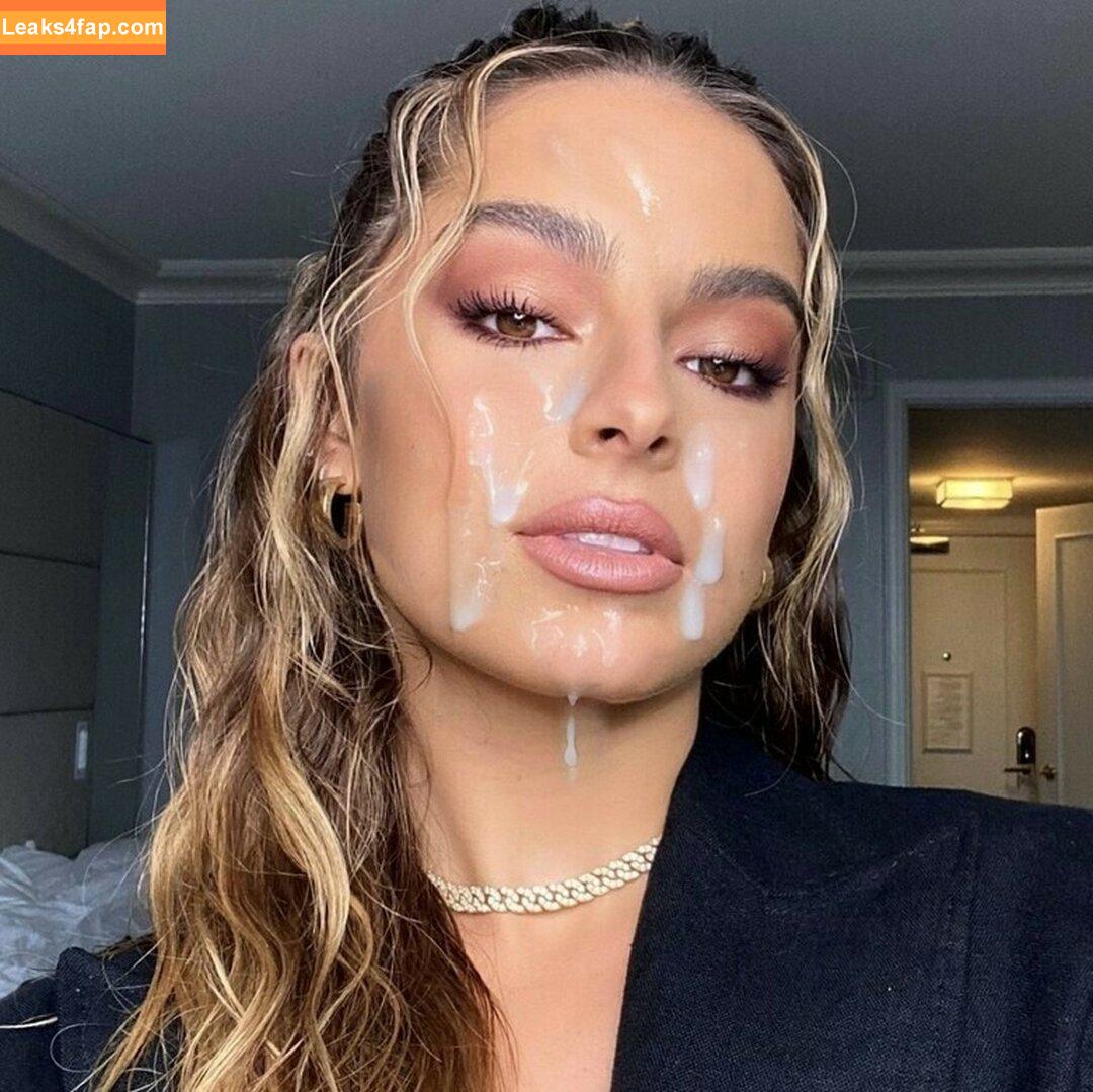 Addison Rae / addie_the_baddie / addisonraee / https: / whoisaddison слитое фото фото #0687