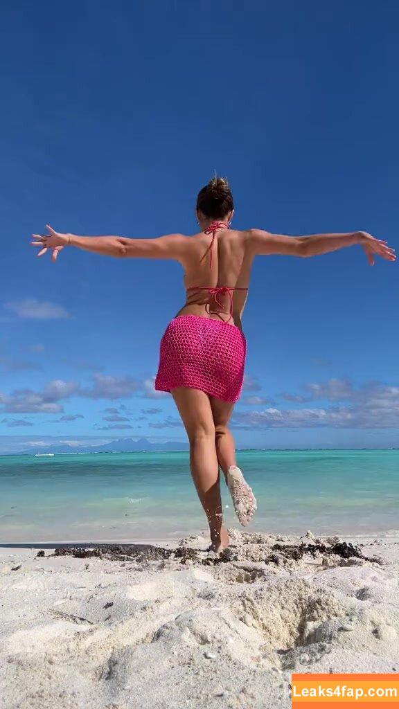 Addison Rae / addie_the_baddie / addisonraee / https: / whoisaddison слитое фото фото #0700