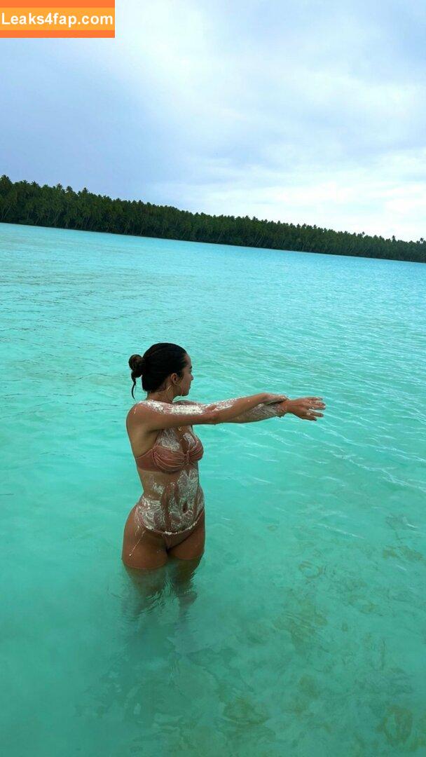 Addison Rae / addie_the_baddie / addisonraee / https: / whoisaddison слитое фото фото #0704