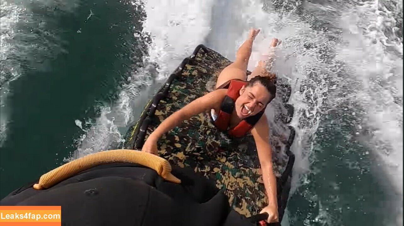 Addison Rae / addie_the_baddie / addisonraee / https: / whoisaddison слитое фото фото #0792