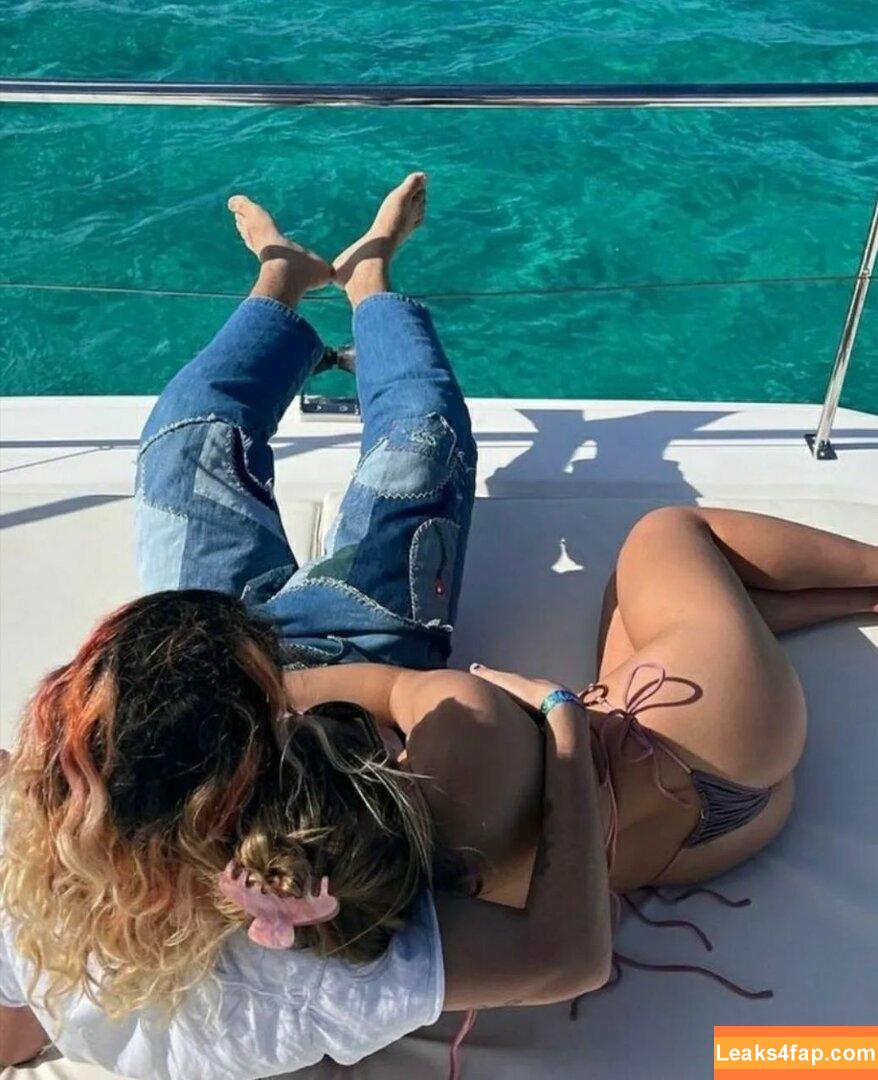 Addison Rae / addie_the_baddie / addisonraee / https: / whoisaddison слитое фото фото #0809