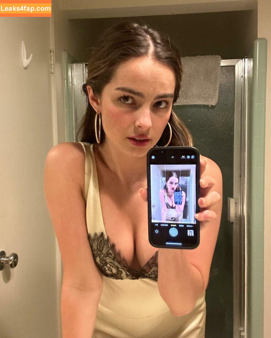 Addison Rae / addie_the_baddie / addisonraee / https: / whoisaddison слитое фото фото #0861