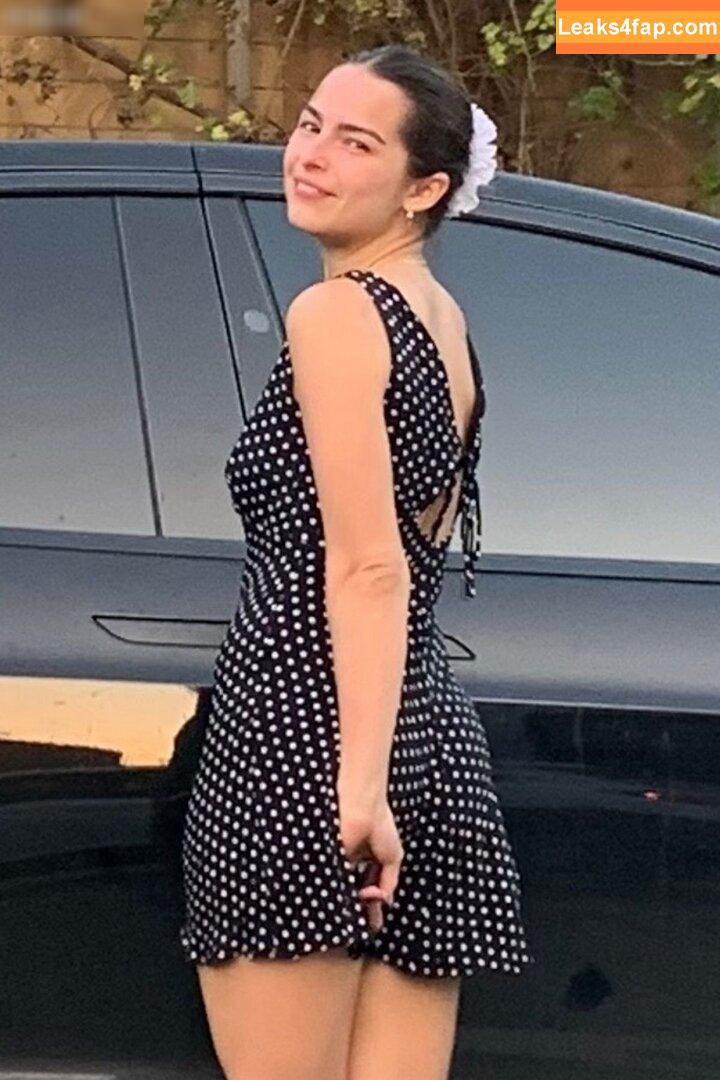 Addison Rae / addie_the_baddie / addisonraee / https: / whoisaddison слитое фото фото #0905