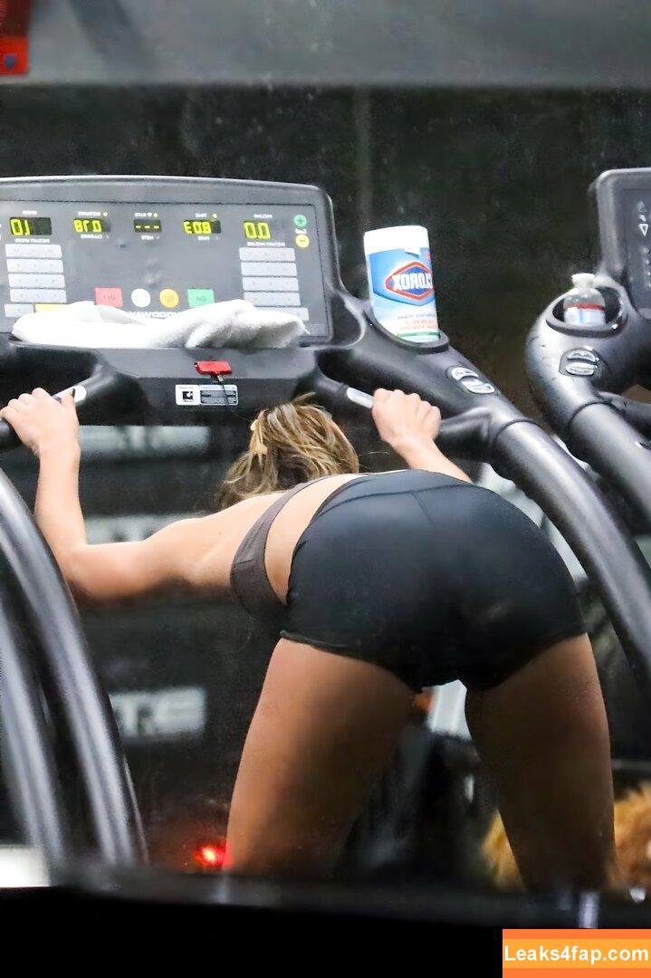 Addison Rae / addie_the_baddie / addisonraee / https: / whoisaddison слитое фото фото #0920