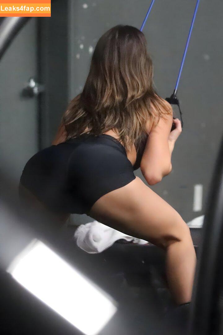 Addison Rae / addie_the_baddie / addisonraee / https: / whoisaddison слитое фото фото #0924