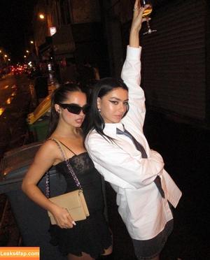 Addison Rae фото #0344