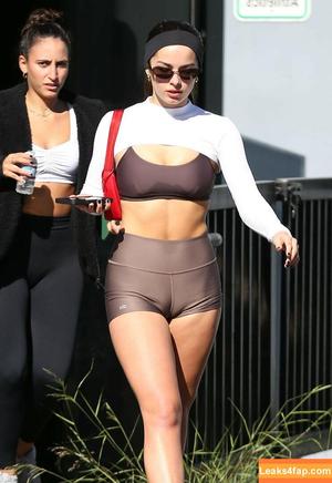 Addison Rae фото #0392