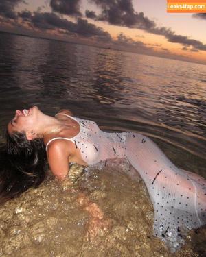 Addison Rae фото #0681