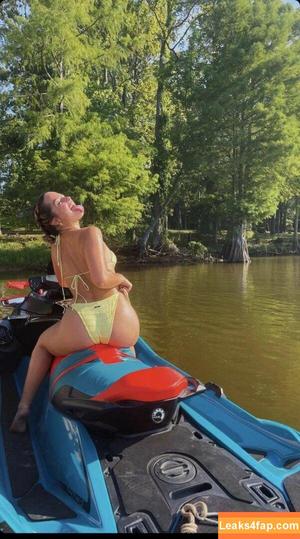 Addison Rae фото #0823