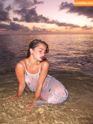 Addison Rae фото #0912