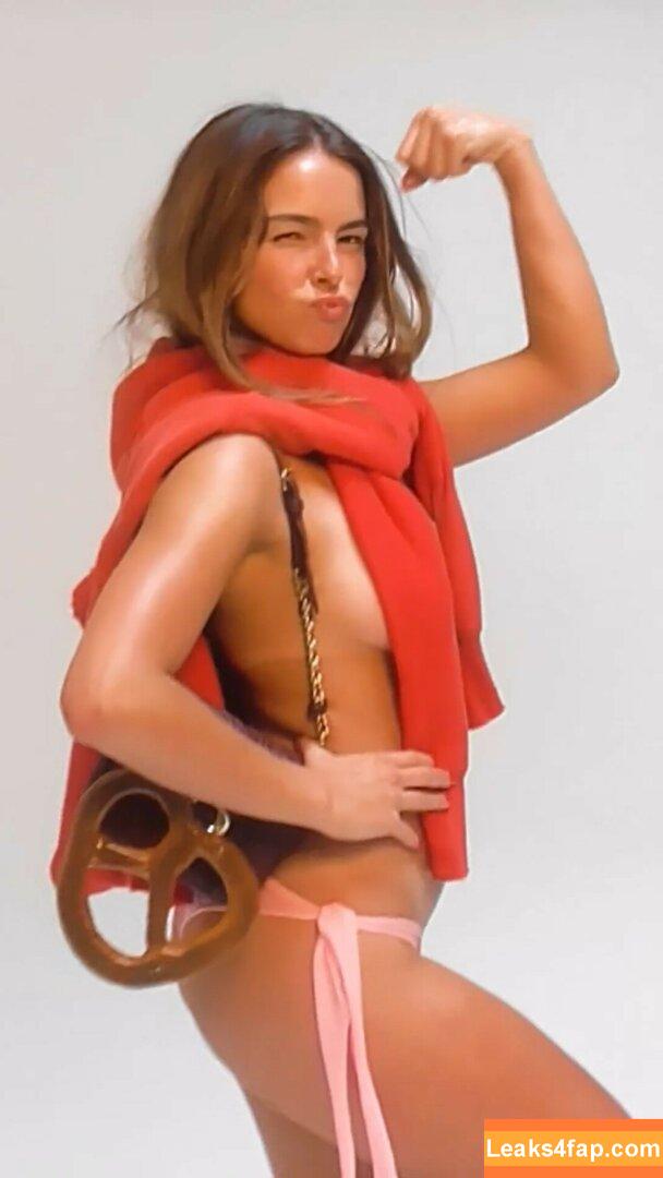 Addison Rae / addie_the_baddie / addisonraee / https: / whoisaddison слитое фото фото #1285