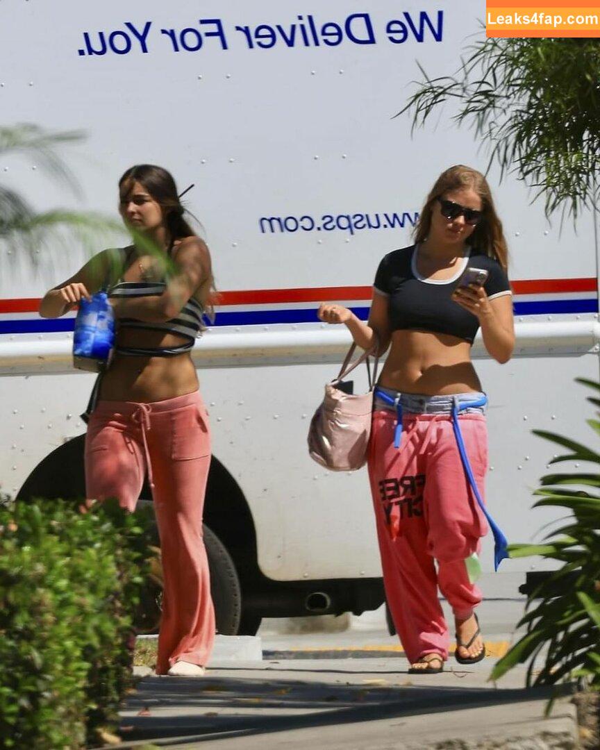 Addison Rae / addie_the_baddie / addisonraee / https: / whoisaddison слитое фото фото #1353