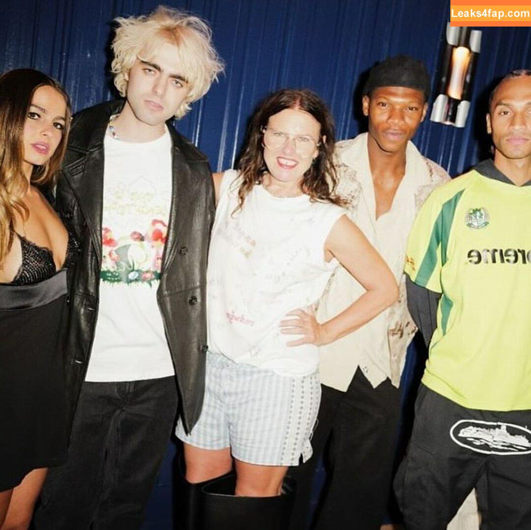 Addison Rae / addie_the_baddie / addisonraee / https: / whoisaddison leaked photo photo #1381