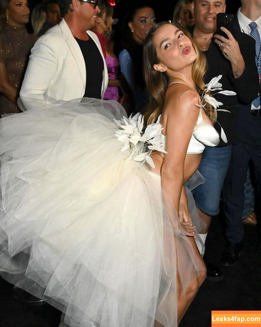 Addison Rae / addie_the_baddie / addisonraee / https: / whoisaddison слитое фото фото #1409