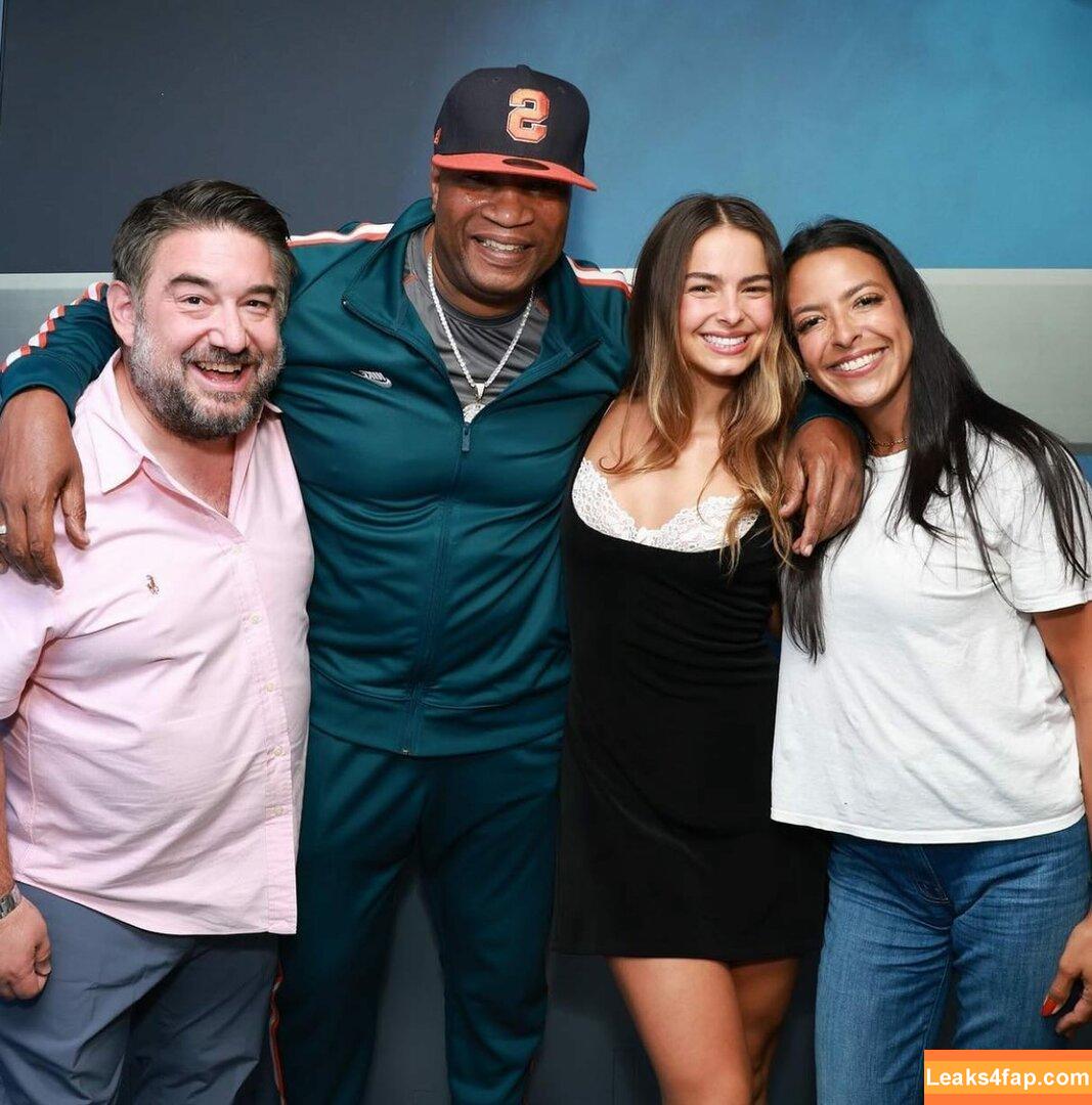 Addison Rae / addie_the_baddie / addisonraee / https: / whoisaddison слитое фото фото #1468