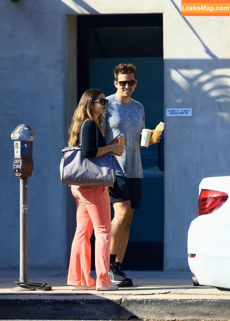 Addison Rae / addie_the_baddie / addisonraee / https: / whoisaddison слитое фото фото #1484