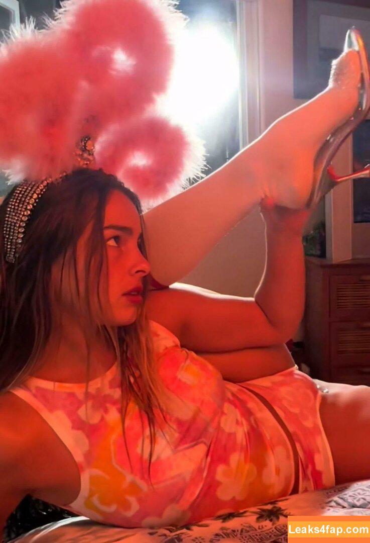 Addison Rae / addie_the_baddie / addisonraee / https: / whoisaddison слитое фото фото #1583