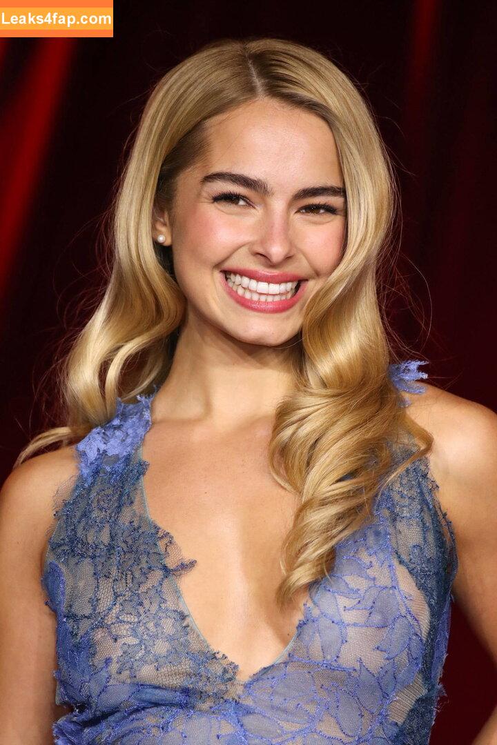 Addison Rae / addie_the_baddie / addisonraee / https: / whoisaddison слитое фото фото #1666