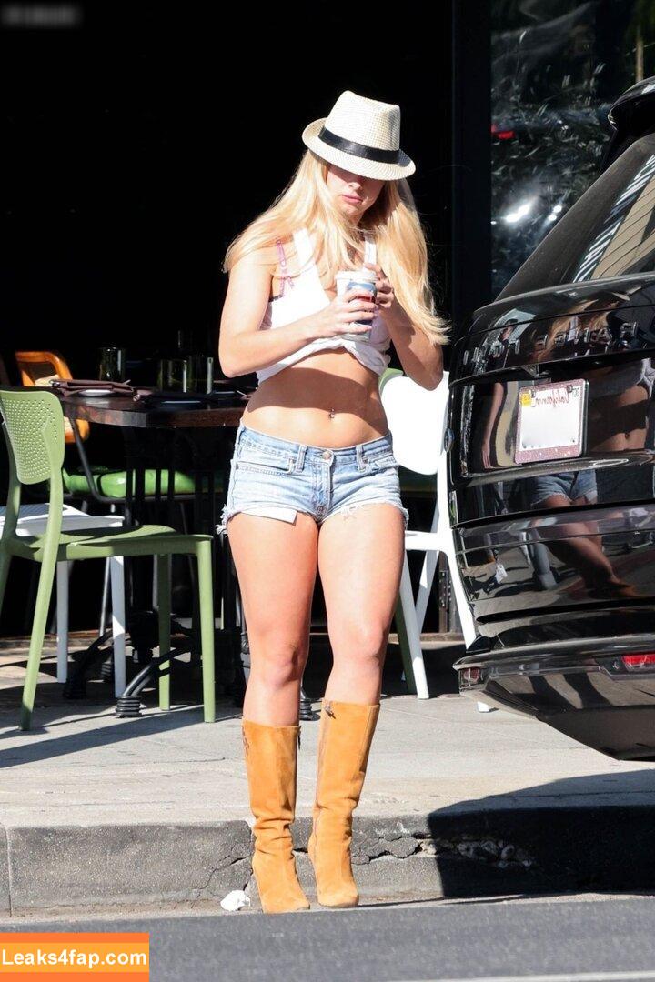 Addison Rae / addie_the_baddie / addisonraee / https: / whoisaddison слитое фото фото #1678