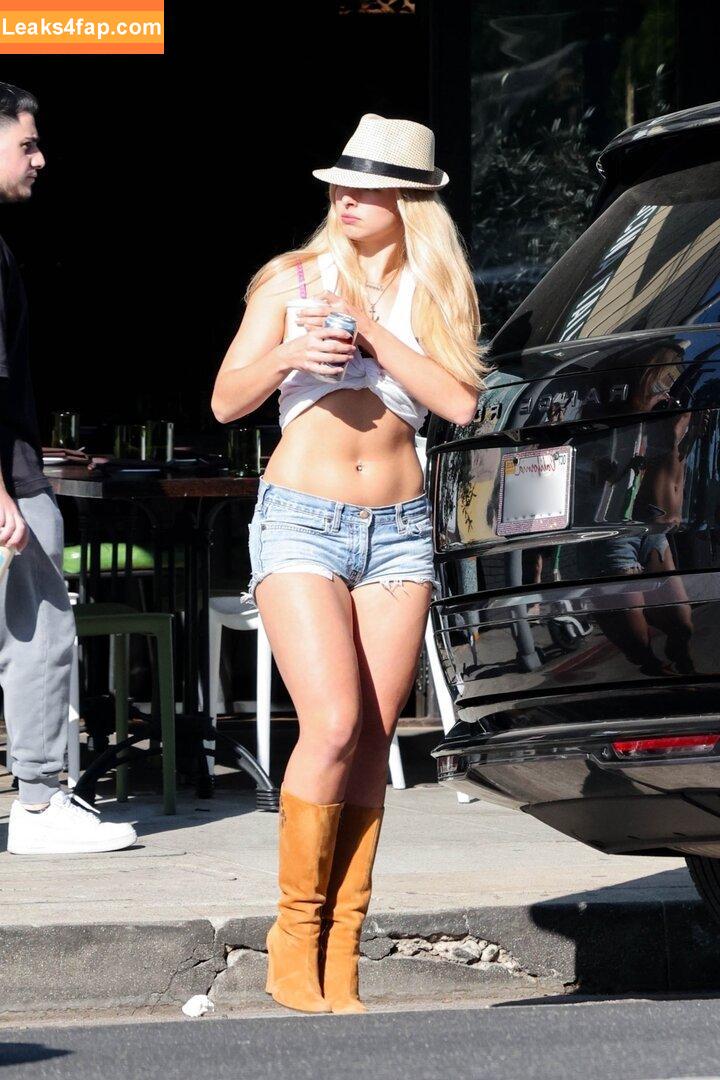 Addison Rae / addie_the_baddie / addisonraee / https: / whoisaddison слитое фото фото #1699