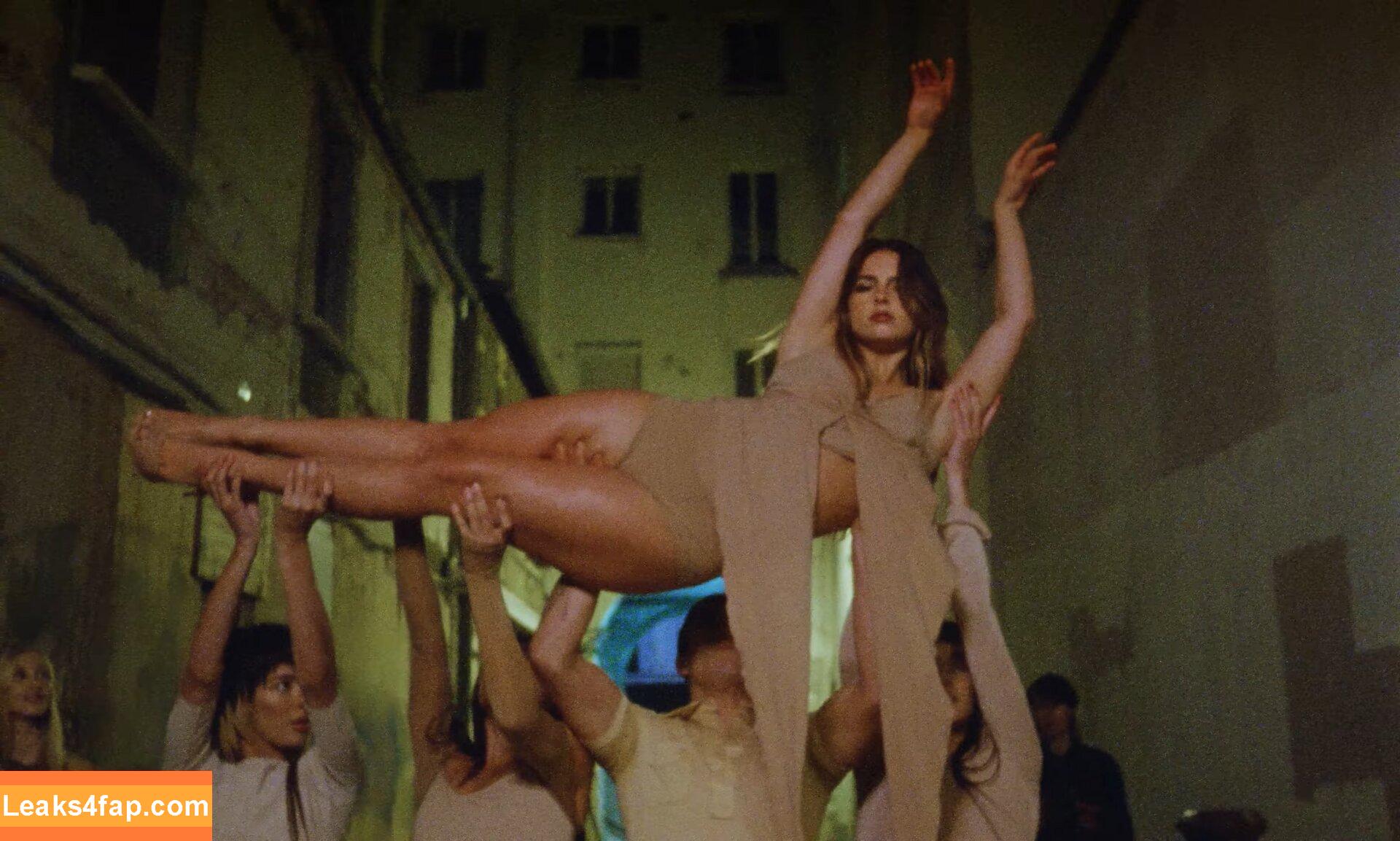 Addison Rae / addie_the_baddie / addisonraee / https: / whoisaddison слитое фото фото #1746