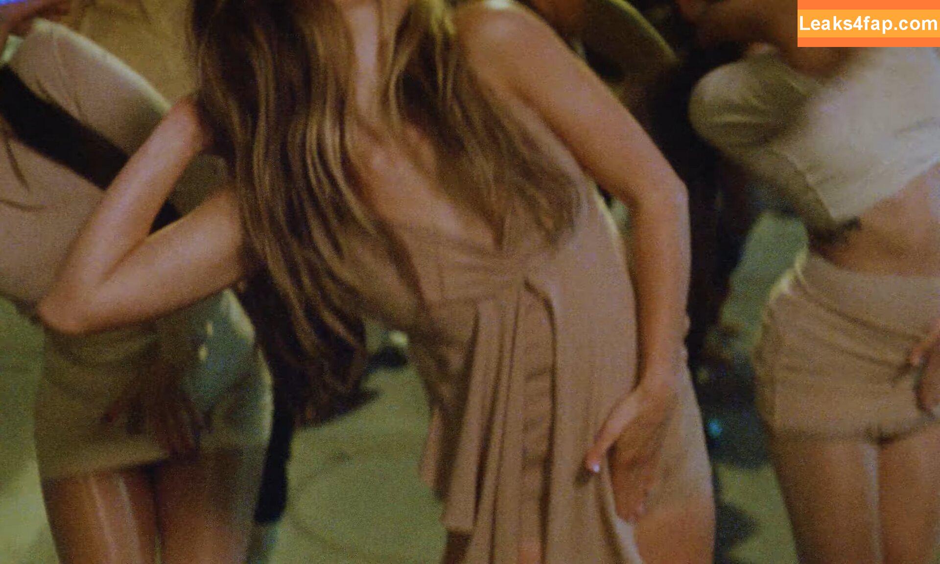 Addison Rae / addie_the_baddie / addisonraee / https: / whoisaddison слитое фото фото #1748