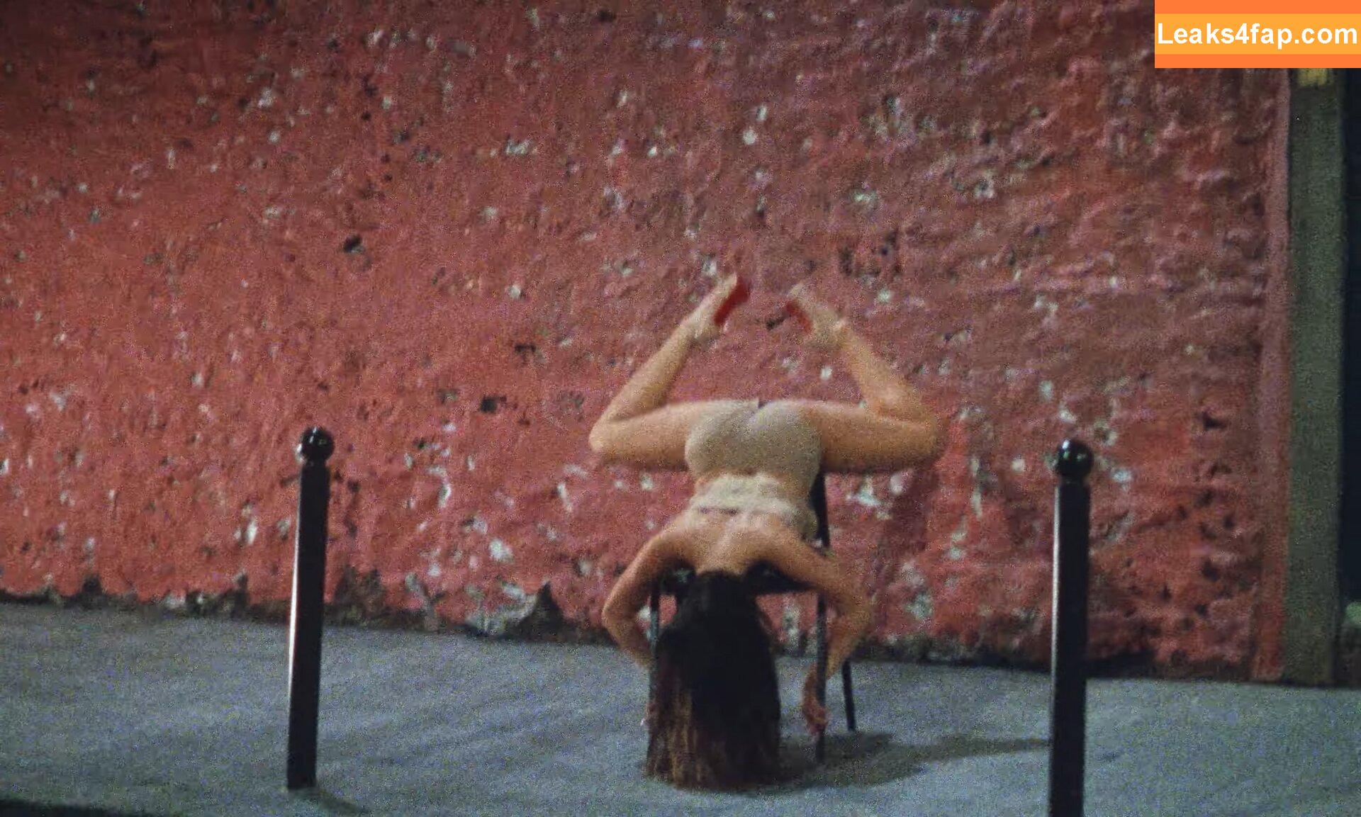 Addison Rae / addie_the_baddie / addisonraee / https: / whoisaddison leaked photo photo #1754