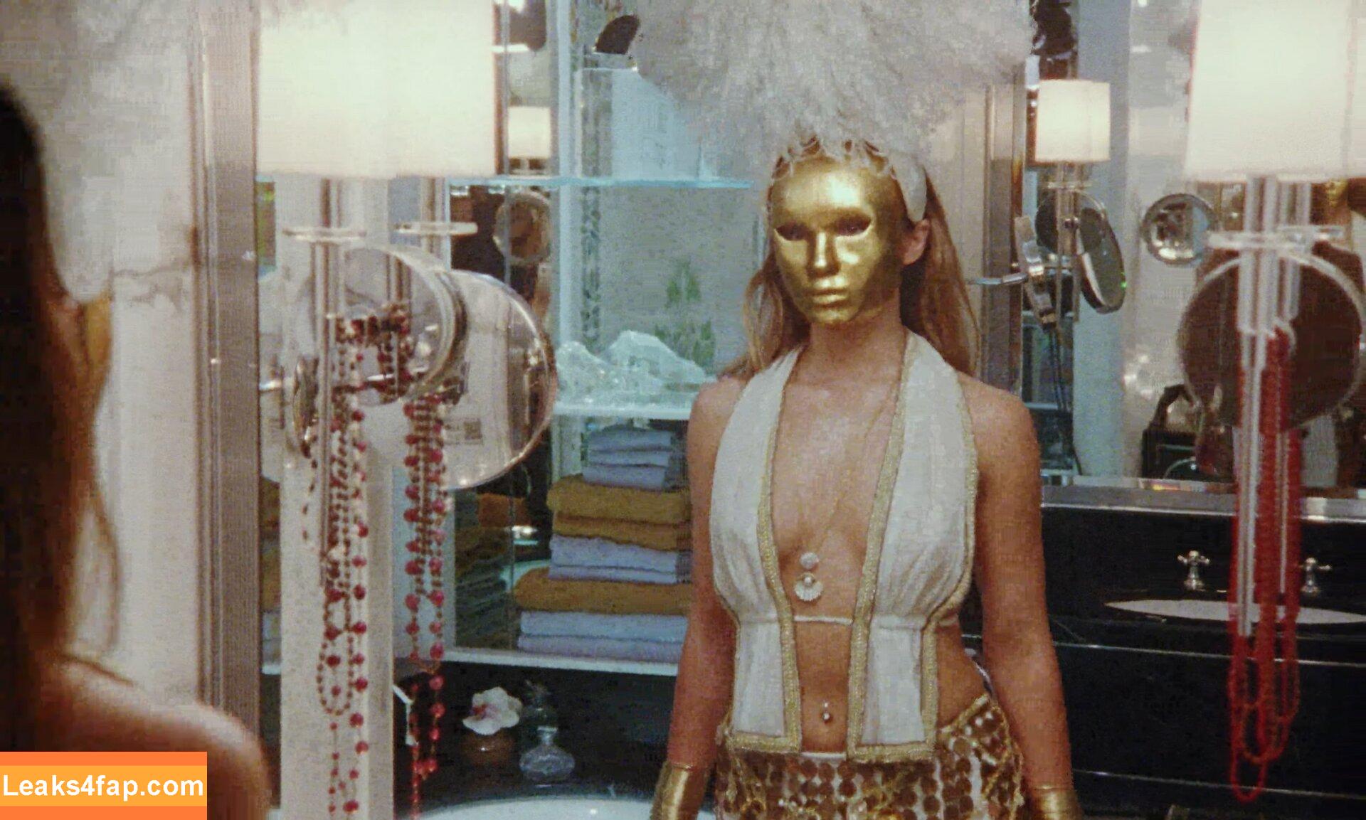 Addison Rae / addie_the_baddie / addisonraee / https: / whoisaddison слитое фото фото #1757