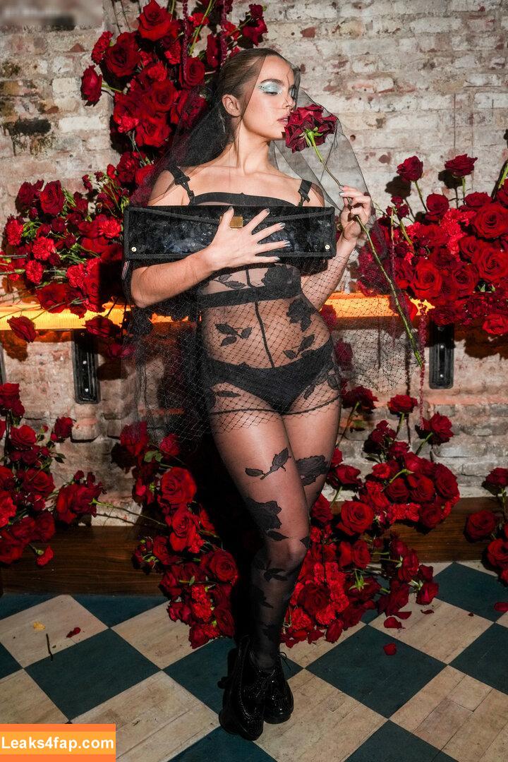 Addison Rae / addie_the_baddie / addisonraee / https: / whoisaddison слитое фото фото #1819