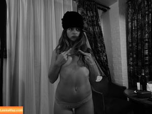 Addison Rae фото #1600