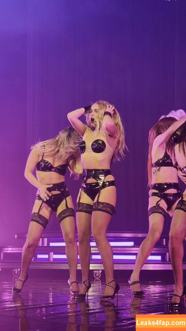 Addison Rae / addie_the_baddie / addisonraee / amirrazm leaked photo photo #2588
