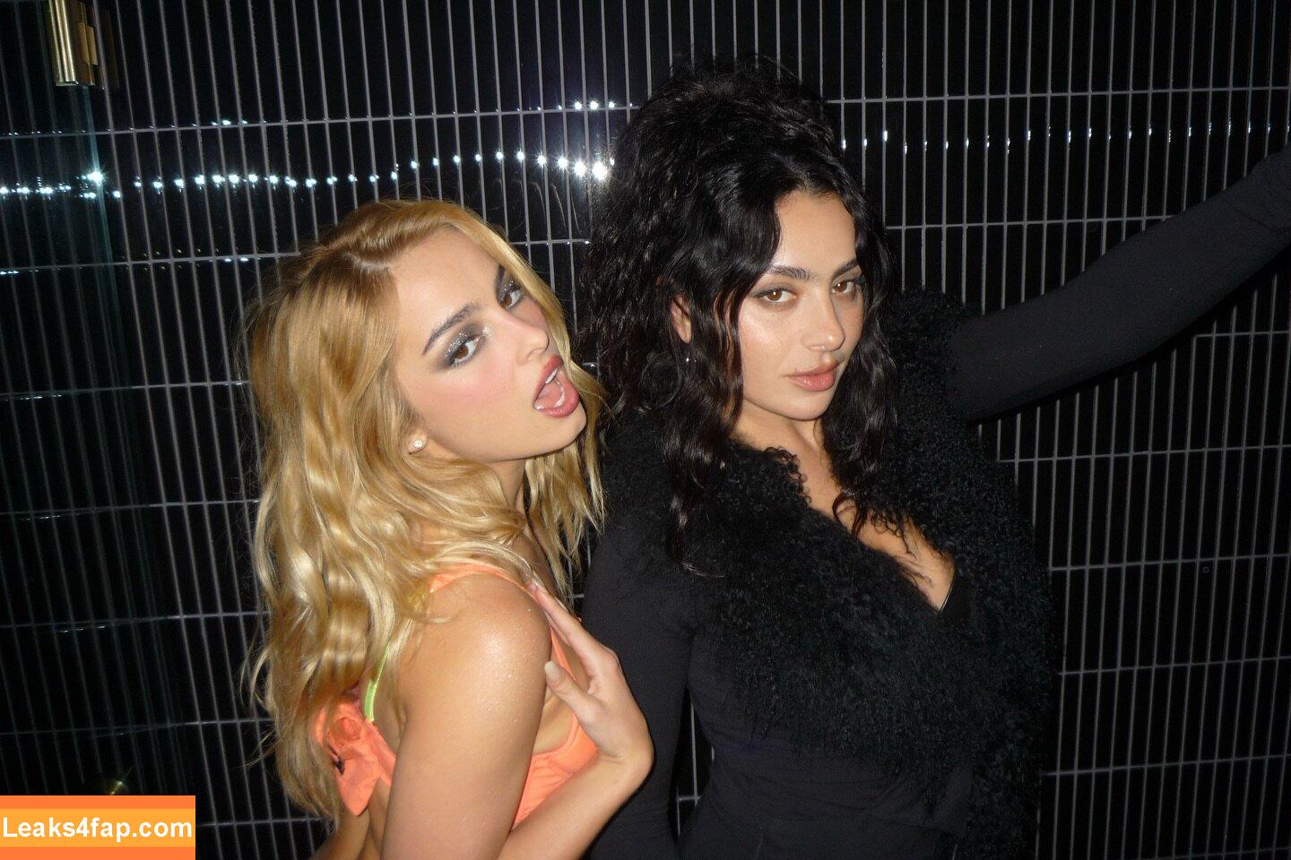 Addison Rae / addie_the_baddie / addisonraee / amirrazm слитое фото фото #2802