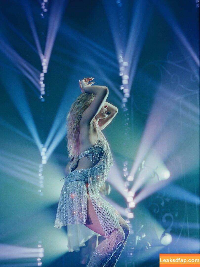 Addison Rae / addie_the_baddie / addisonraee / amirrazm слитое фото фото #2812