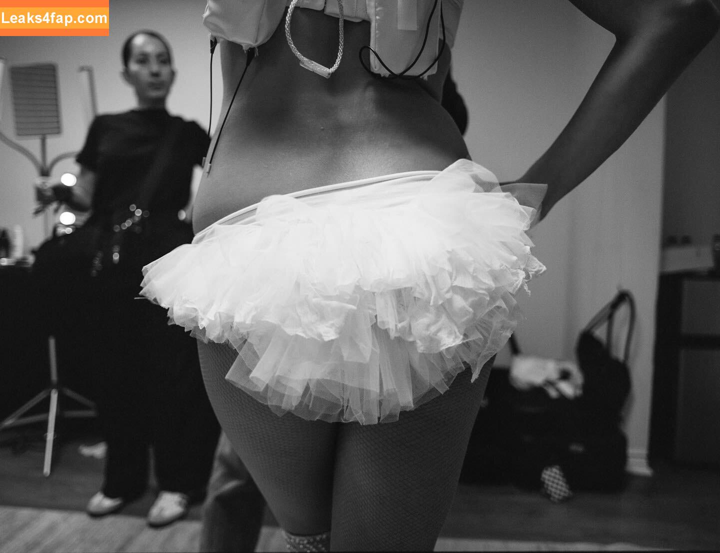 Addison Rae / addie_the_baddie / addisonraee / https: / whoisaddison слитое фото фото #2898