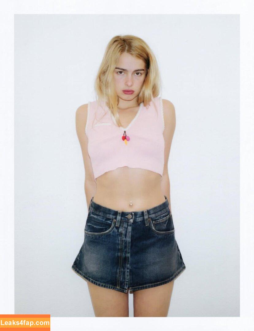 Addison Rae / addie_the_baddie / addisonraee / https: / whoisaddison leaked photo photo #2930