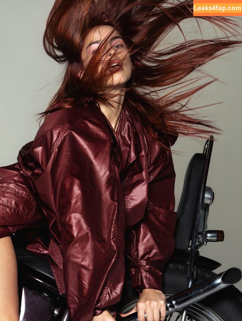 Addison Rae / addie_the_baddie / addisonraee / https: / whoisaddison слитое фото фото #2958