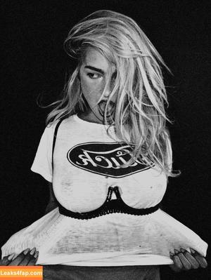 Addison Rae фото #2699