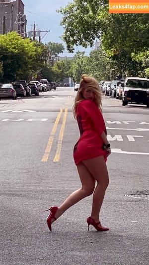 Addison Rae фото #2706