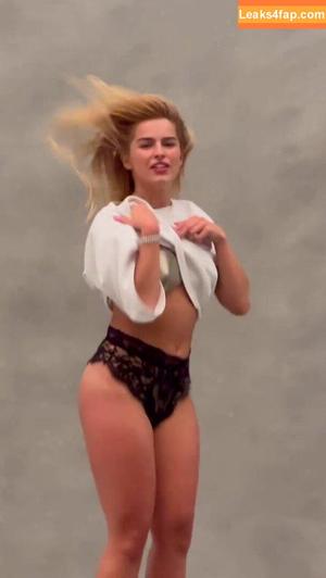 Addison Rae фото #2723