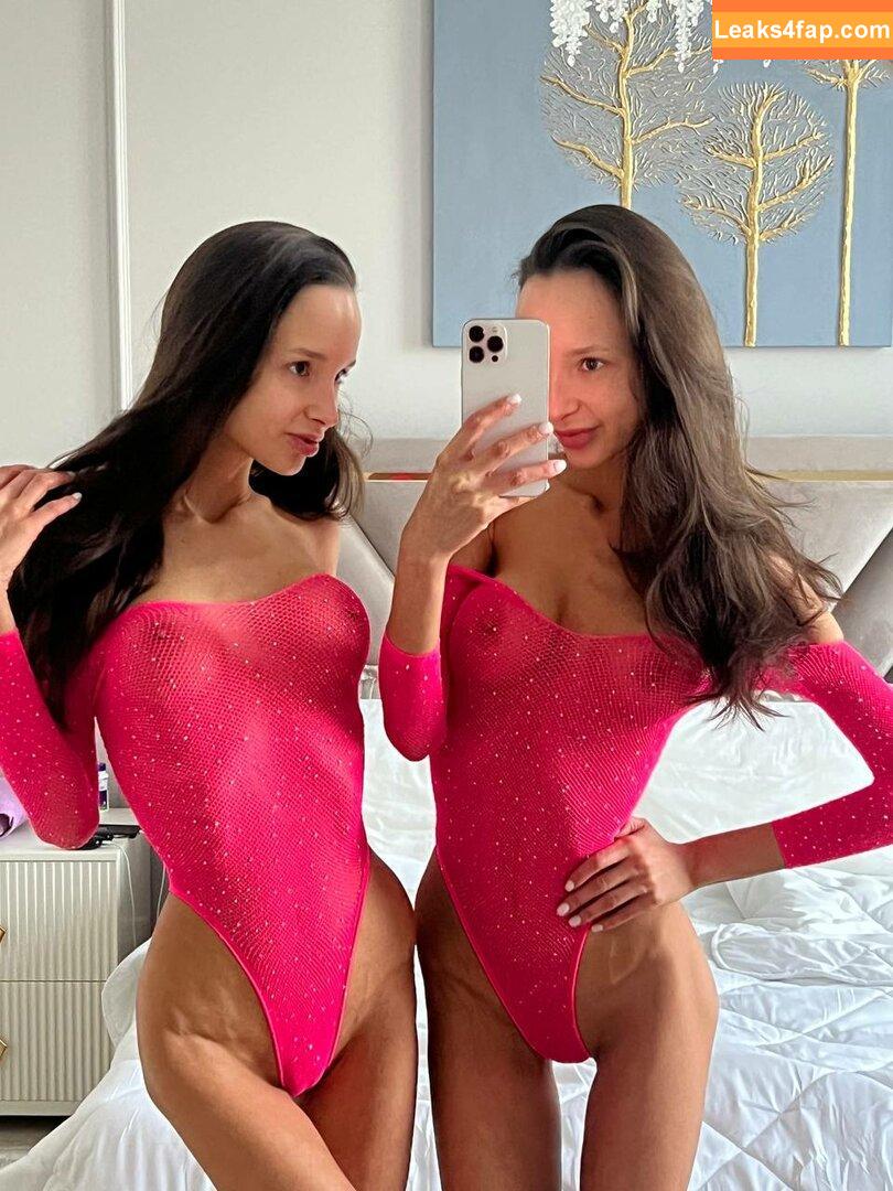 Adelalinka Twins / adelalinka / adelalinka_life / adelina_alinka leaked photo photo #0344