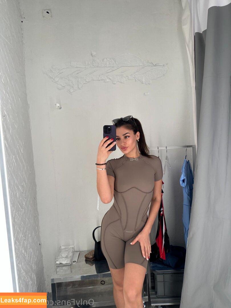 adele_e / adele leaked photo photo #0054