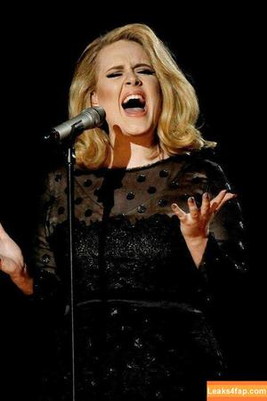 Adele photo #0011