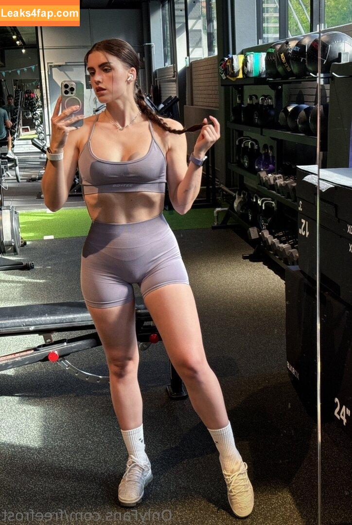 Adeline Frost / adelinefrost / frostadeline / ilovebitterlife leaked photo photo #0835