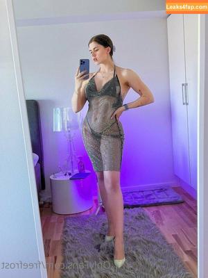 Adeline Frost photo #0417