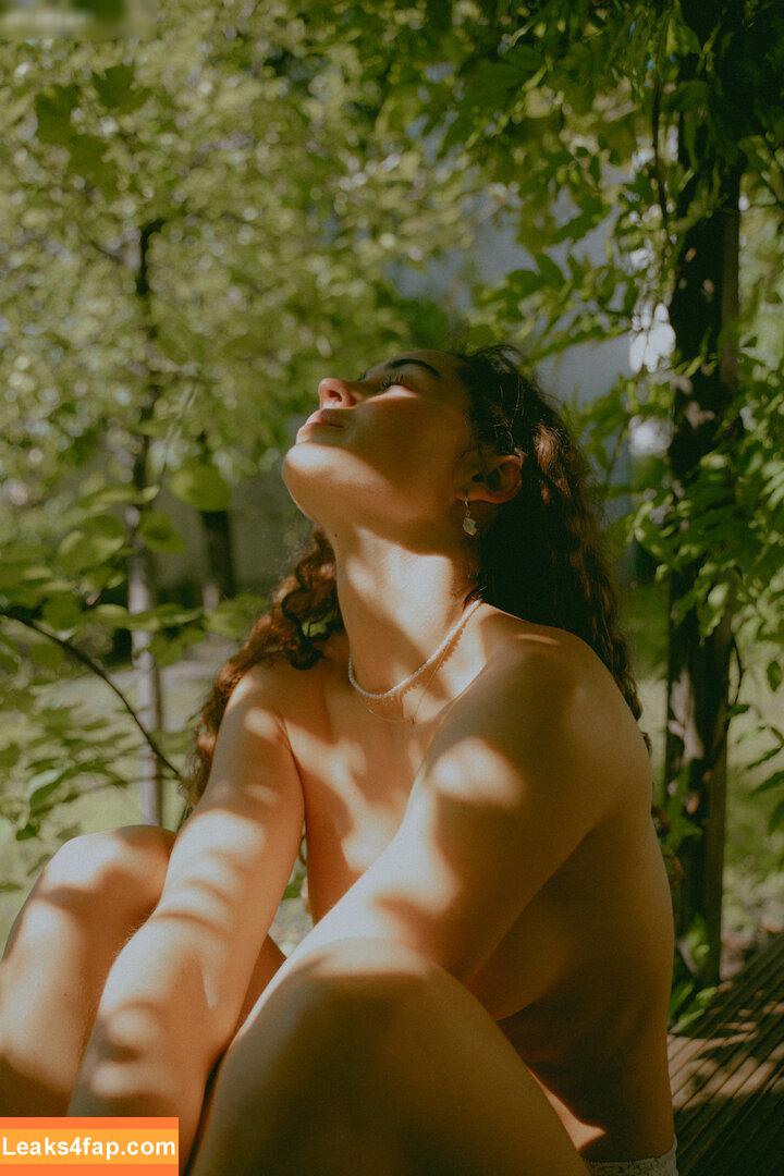 Adina Selin / adinaselin слитое фото фото #0053