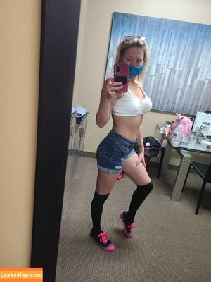 Adira Allure photo #0018