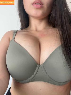 adora_18 photo #0073