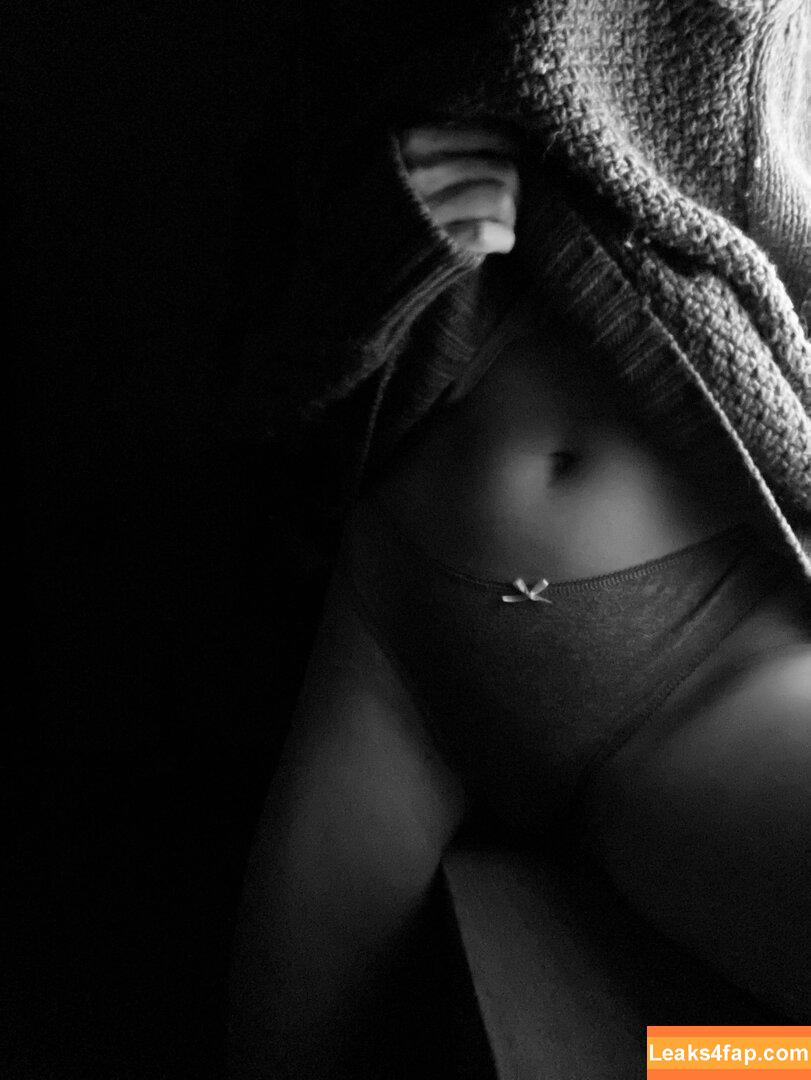 adorable_dina_official / adorable_dina / https: leaked photo photo #0022